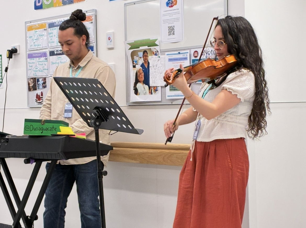 Mariana and Mateo - playing music at Auckland City Hospital